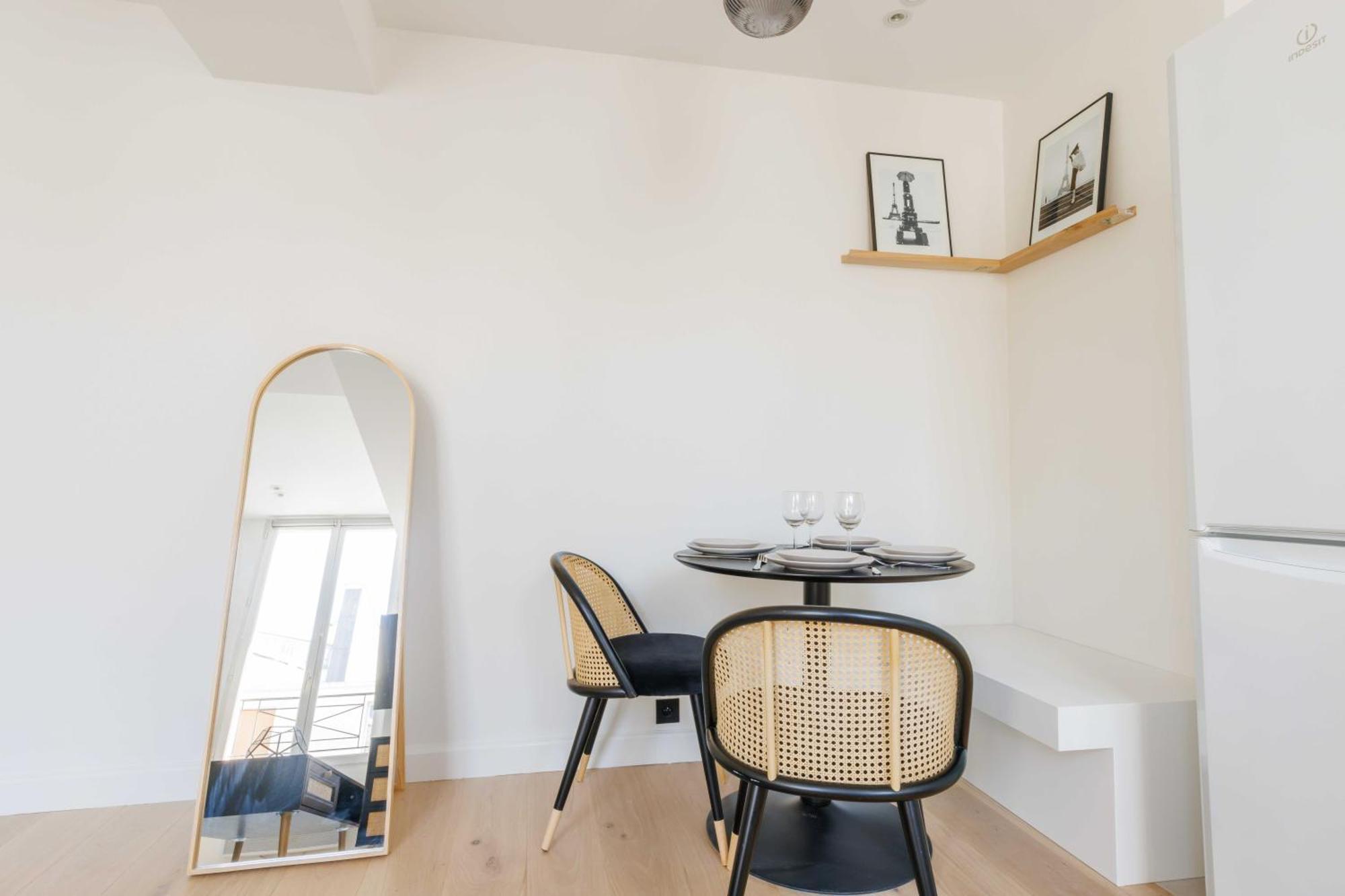 Beautiful - 1br-4p - Sentier Apartment *